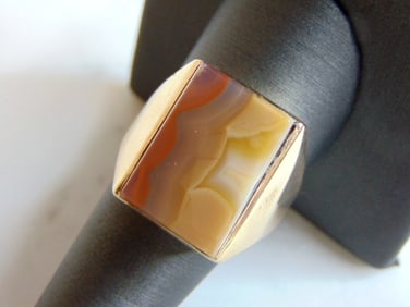 Womens Vintage 10K Yellow Gold Ring w/ Agate Stone