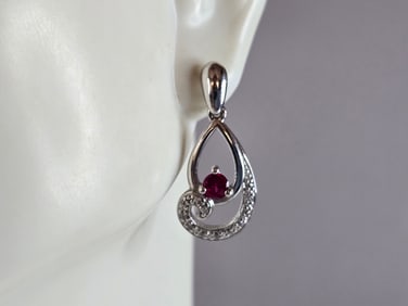 Womens Vintage Estate Sterling Silver Modernist Ruby CZ Stud Earrings