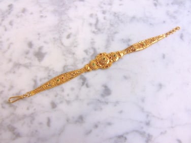 Womens 22K Yellow Gold Filigree Emerald Garnet Bracelet