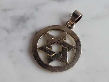 Vintage Estate Sterling Silver Jewish Judaica Star of David Pendant