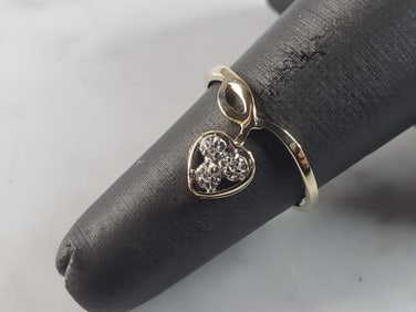 Womens Vintage Estate 10K Yellow Gold Diamond Heart Ring
