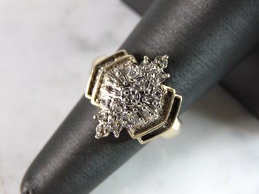 Womens Vintage Estate 10K Yellow Gold Diamond Ring