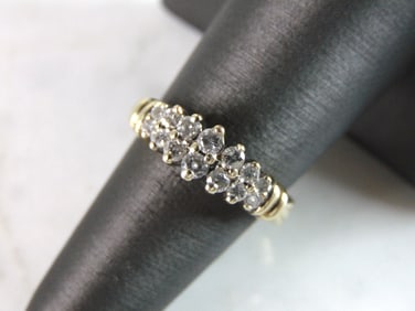 Womens Vintage Estate 14K Yellow Gold Diamond Ring
