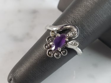 Womens Vintage Estate 14K White Gold Amethyst & Diamond Ring