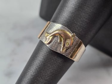 Womens Vintage Estate .950 Sterling Silver 18K Gold Dolphin Ring