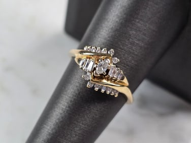 Womens Vintage Estate 10K Yellow Gold Diamond Ring