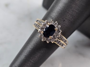 Womens Vintage Estate 10K Gold Sapphire Diamond Ring