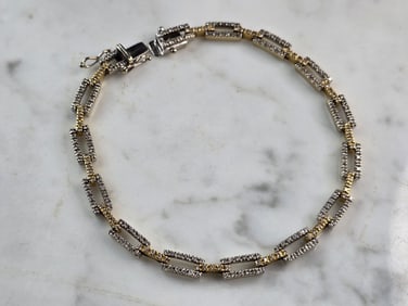 Womens Vintage Estate 18K Gold Diamond Bracelet