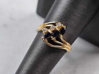 Womens Vintage Estate 14k Yellow Gold Diamond Sapphire Ring