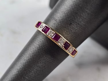 Womens Vintage Estate 14k Yellow Gold Ruby & Diamond Ring
