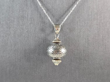 Womens Vintage Estate Sterling Silver Modernist Pendant Necklace