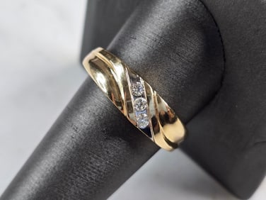 Mens Vintage Estate 10k Yellow Gold Diamond Ring