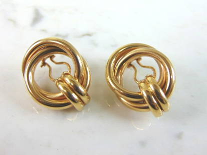 Pr Womens 14K Yellow Gold Hoop Earrings: A LOVELY PAIR OF WOMENS 14K YELLOW GOLD EARRINGS . THE EARRINGS WEIGH 12.1g. EARRINGS MEASURE 1 1/4" LONG BY 1" WIDE. EARRINGS ARE MARKED "14K". ANY QUESTIONS, PLEASE DON'T HESITATE TO ASK. BE SURE TO