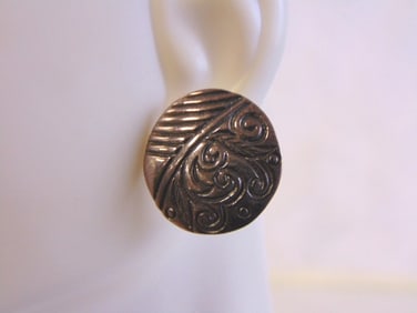 Lovely Pair of Vintage Estate Sterling Silver Earrings