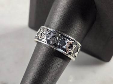 Mens Vintage Estate Sterling Silver Jewish Star of David Band Ring