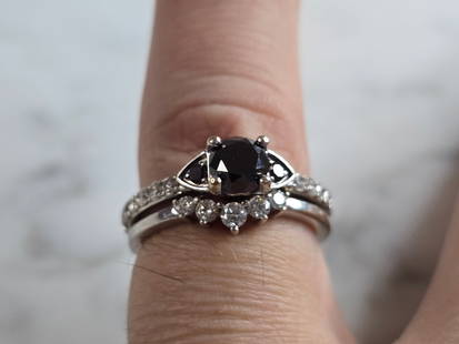 Womens Vintage Estate 14K White Gold Black Diamond Disney Ring: A WOMENS VINTAGE ESTATE 14K WHITE GOLD BLACK & WHITE DIAMOND DISNEY RING SET . THE RING IS A SIZE 5.75 AND WEIGHS 5.6g. THE CENTER STONE IS ABOUT .40cts, AND THERE ARE ABOUT .51cts OF WHITE DIAMONDS.