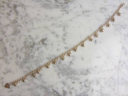 Womens Vintage Estate Sterling Silver Charm Bracelet: FOR SALE IS A LOVELY VINTAGE ESTATE .925 STERLING SILVER CHARM BRACELET THAT MEASURES 10 1/4" LONG FROM THE CLASP, 1/8" WIDE, AND WEIGHS 12.7g. CHARMS MEASURE 1/2" BY 1/4". THIS WOULD MAKE A LOVELY GI