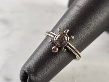 Womens Vintage Estate Sterling Silver Turtle Toe Ring
