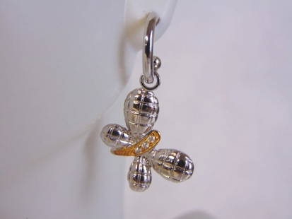 Womens Vintage Sterling Silver Butterfly Earrings: A PAIR OF WOMENS STERLING SILVER BUTTERFLY EARRINGS THAT WEIGH 5.6g AND MEASURES 1 3/8" BY 7/8". ANY OTHER QUESTIONS, PLEASE DO NOT HESITATE TO ASK. BE SURE TO CHECK OUT SOME OF MY OTHER GREAT