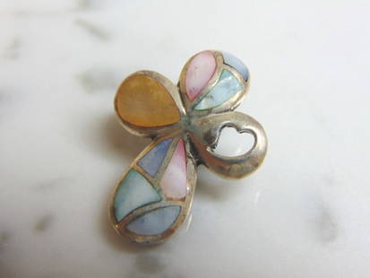 Womens Vintage Estate Sterling Silver Cross Pendant: FOR SALE IS THIS WOMENS VINTAGE ESTATE .925 STERLING SILVER CROSS PENDANT. THE PENDANT WEIGHS 5.1g AND MEASURES 1" LONG BY 3/4" WIDE. MAKES A GREAT GIFT FOR THAT SOMEONE SPECIAL. IF ANY QUESTIONS,