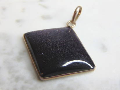 Womens Sterling Silver Dumortierite Stone Pendant: FOR SALE IS THIS WOMENS VINTAGE ESTATE .925 STERLING SILVER DUMORTIERITE STONE PENDANT. NOT SURE IF STONES ARE REAL OR MAN MADE. THE PENDANT WEIGHS 9.8g AND MEASURES 1 7/8" LONG BY 1 1/2" WIDE. 