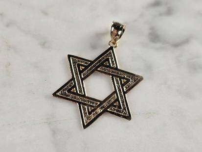 14K Gold Jewish Judaica Star of David Charm Pendant: A 14K YELLOW GOLD JUDAICA STAR OF DAVID PENDANT. THE PENDANT WEIGHS 2.0g, AND MEASURES 1 1/4" LONG BY 7/8" WIDE. MAKES A GREAT GIFT FOR THAT SOMEONE SPECIAL. ANY QUESTIONS, PLEASE ASK. BE SURE TO