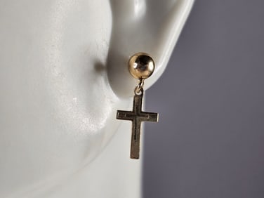 Womens Vintage Estate 14K Yellow Gold Religious Cross Stud Earrings