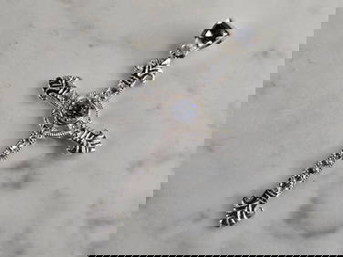 Womens Vintage Estate Sterling Silver CZ Religious Cross Pendant (1 of 3)