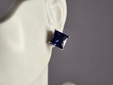 Womens Vintage Estate Sterling Silver Tanzanite CZ Stud Earrings