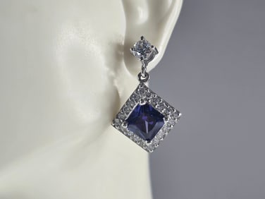 Womens Vintage Estate Sterling Silver Tanzanite CZ Stud Earrings