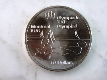 1975 $10 Canadian '76 Montreal Summer Olympics Silver Coin