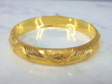 Womens Vintage Estate 22K Yellow Gold Bangle Bracelet