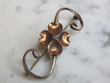 Womens Vintage Estate Sterling Silver Flower Brooch
