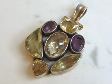 Womens Vintage Sterling Silver Multi Stone Pendant