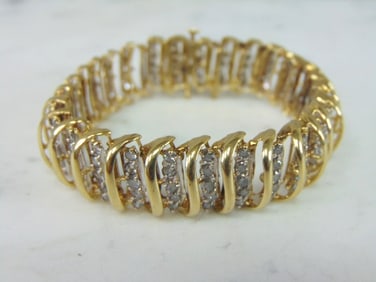 Womens Vintage Estate 10K Yellow Gold Diamond Bracelet