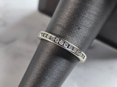 Womens Vintage Estate 14k White Gold Diamond Ring