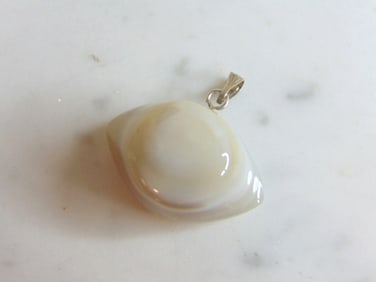 Womens Vintage Estate Sterling Silver Agate Pendant