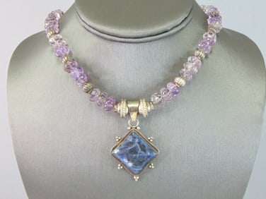 Womens Vintage Estate Sterling Silver Lapis Necklace