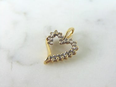 Womens Vintage Estate 10K Gold Heart Diamond Pendant
