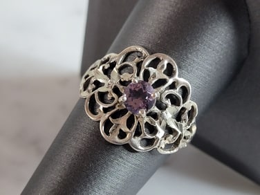 Womens Vintage Estate Sterling Silver Amethyst Ring