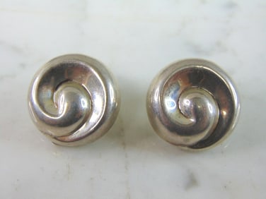 Womens Vintage Estate Sterling Silver Clip On Earrings