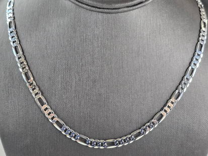 Mens Sterling Silver Italian Chain Link Necklace: A MENS STERLING SILVER ITALIAN CHAIN LINK NECKLACE. NECKLACE MEASURES 28" LONG BY 1/4" WIDE, AND WEIGHS 21.6g. WOULD MAKE A LOVELY GIFT FOR THAT SOMEONE SPECIAL. ANY QUESTIONS PLEASE ASK. BE SURE TO C