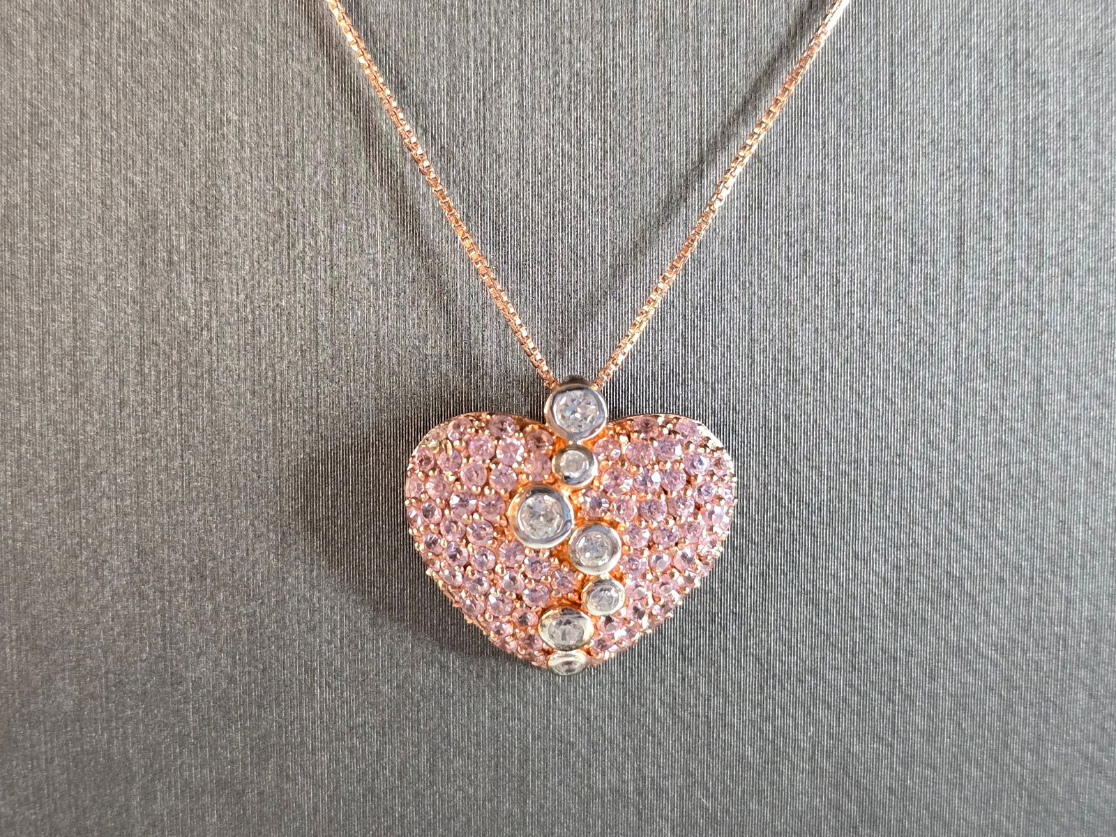 Womens Vintage Estate Sterling Silver Pink Heart Necklace Pendant (1 of 4)