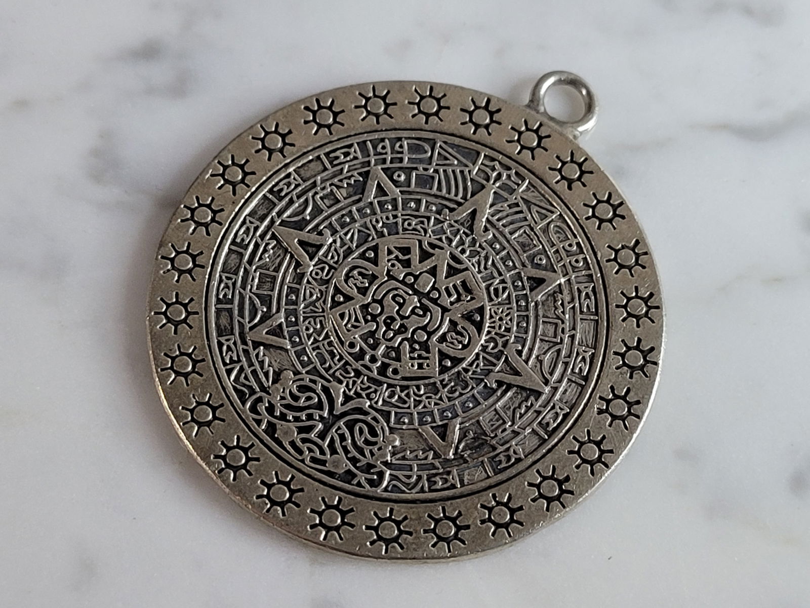 Vintage Estate Sterling Silver Mayan Aztec Calendar Pendant (1 of 3)
