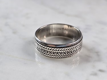 Mens Estate Sterling Silver Irish Celtic Eternity Knot Fidget Ring