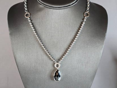 Womens Vintage Estate Sterling Silver Tear Drop Pendant & Necklace: A WOMENS VINTAGE ESTATE STERLING SILVER TEAR DROP SHAPE PENDANT WITH BEADED NECKLACE. THE TOTAL WEIGHT IS 22.7g, PENDANT MEASURES 1 1/8" LONG BY 1/2" WIDE, AND NECKLACE IS 17" LONG. MAKES A GREAT GIFT