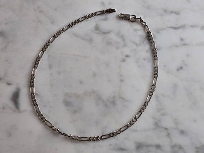 Womens Vintage Estate Sterling Silver Modernist Anklet: A LOVELY WOMENS VINTAGE ESTATE STERLING SILVER ANKLET. ANKLET MEASURES 11" LONG BY 1/8" WIDE AND WEIGHS 4.6g. THIS WOULD MAKE A LOVELY GIFT FOR THAT SOMEONE SPECIAL. ANY QUESTIONS, PLEASE DON'T HESITA