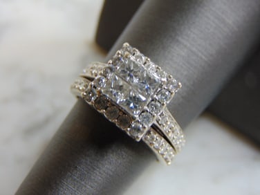 Womens Vintage Estate 14K White Gold Diamond Ring