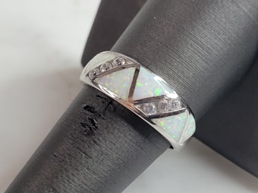 Womens Vintage Estate Sterling Silver Modernist Opal Ring