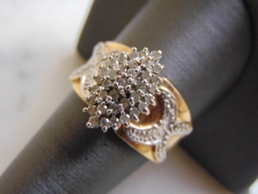 Womens 10K Yellow Gold Diamond Cluster Ring